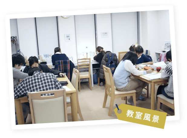 教室風景/生徒が勉強そしている写真